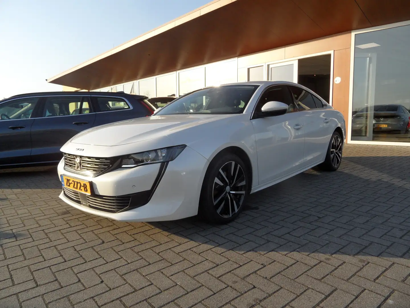 Peugeot 508 1.6 PureTech Active Automaat Weiß - 1
