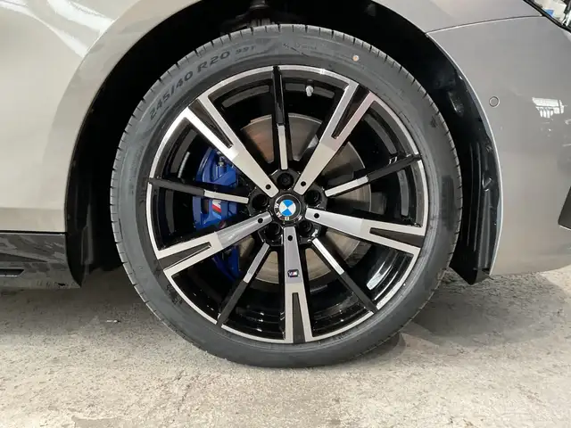 BMW I5 view 11