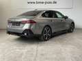 BMW i5 xDrive40  *Sitzbelüftung *AHK *20" LMR DAB Gris - thumbnail 14