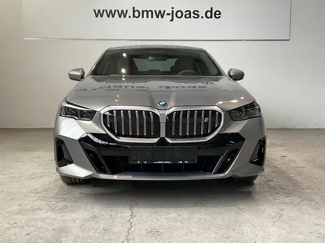 BMW I5 view 2