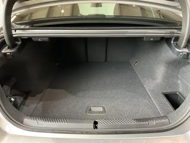 BMW I5 view 10