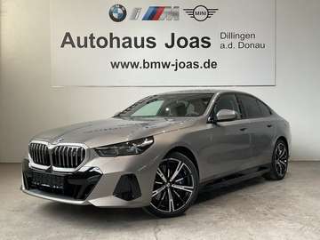 xDrive40  *Sitzbelüftung *AHK *20" LMR DAB