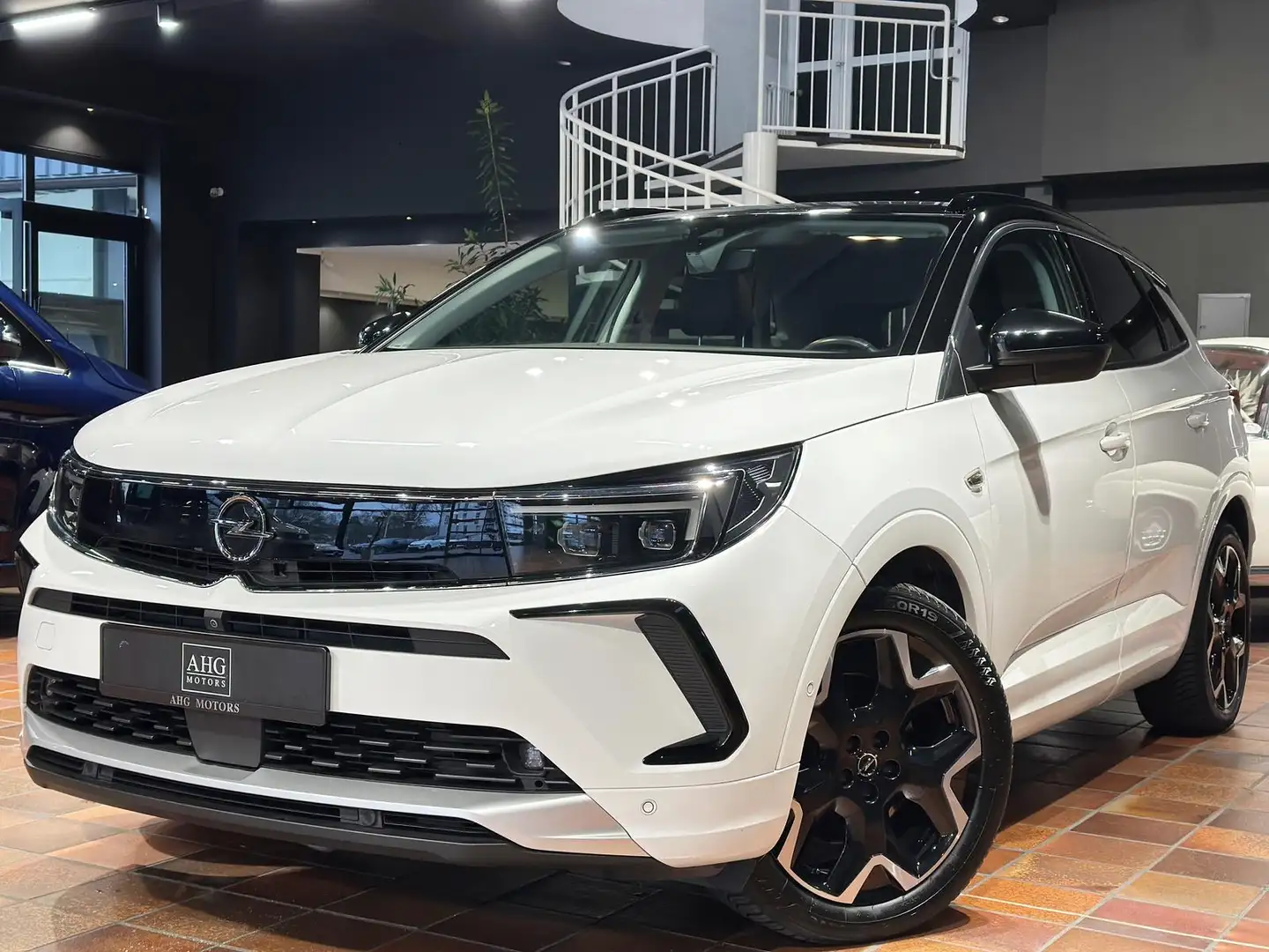 Opel Grandland ELEGANCE HYBRID ERGO LED ACC AHK 360 KEYLESS NP-54 Weiß - 1