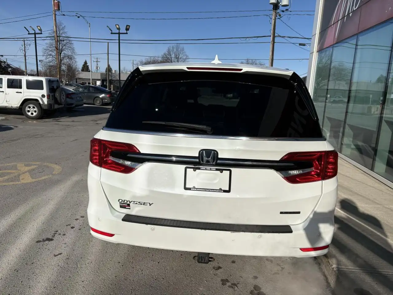 Honda Odyssey снимка Honda Odyssey