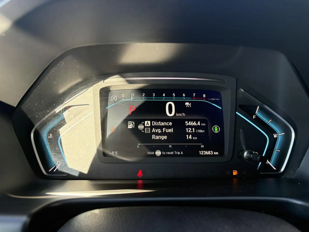 Honda Odyssey снимка Honda Odyssey