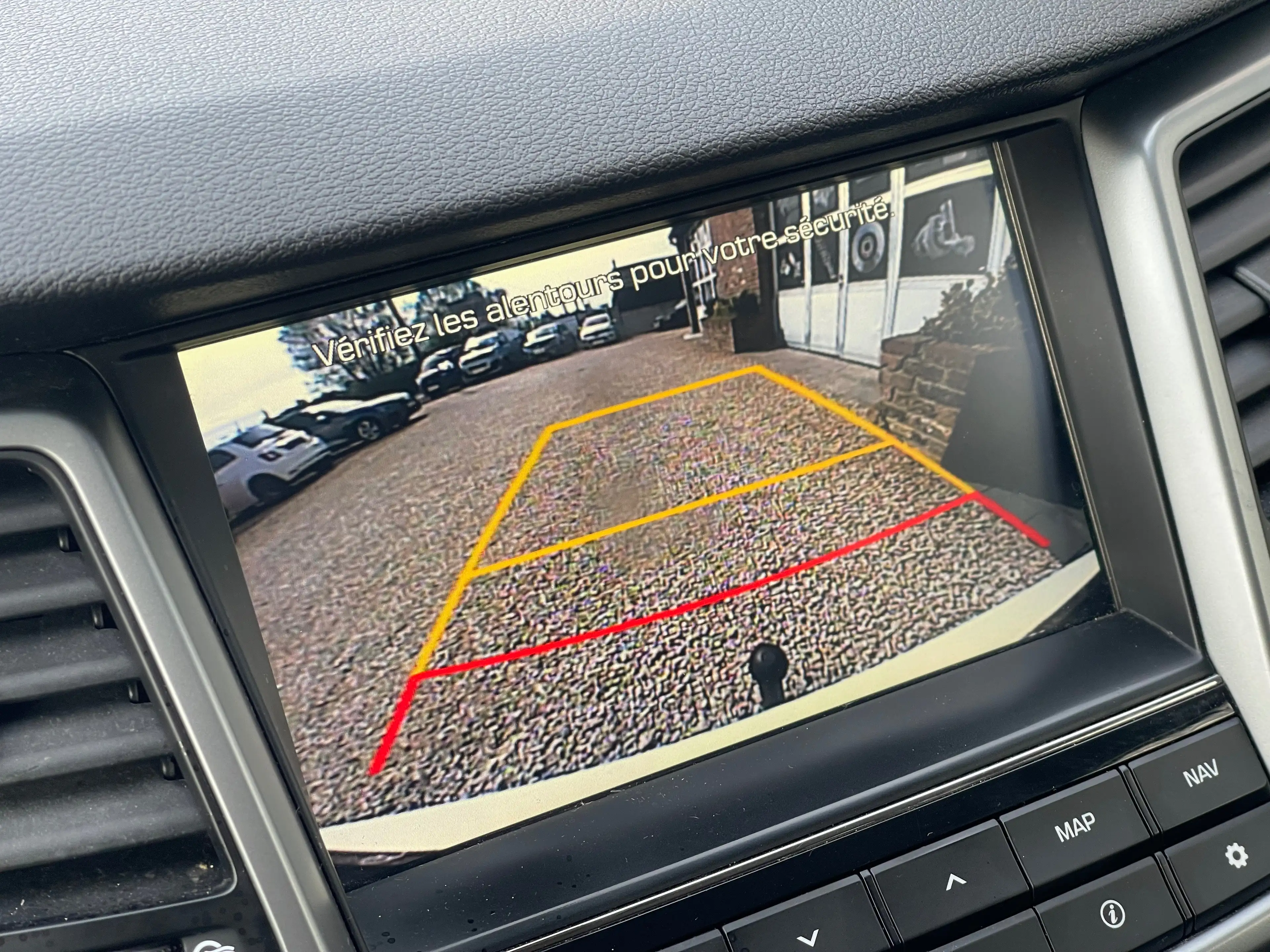 Hyundai TUCSON 1.7 116CH CARNET COMPLET*CAMERA*NAV — photo 15