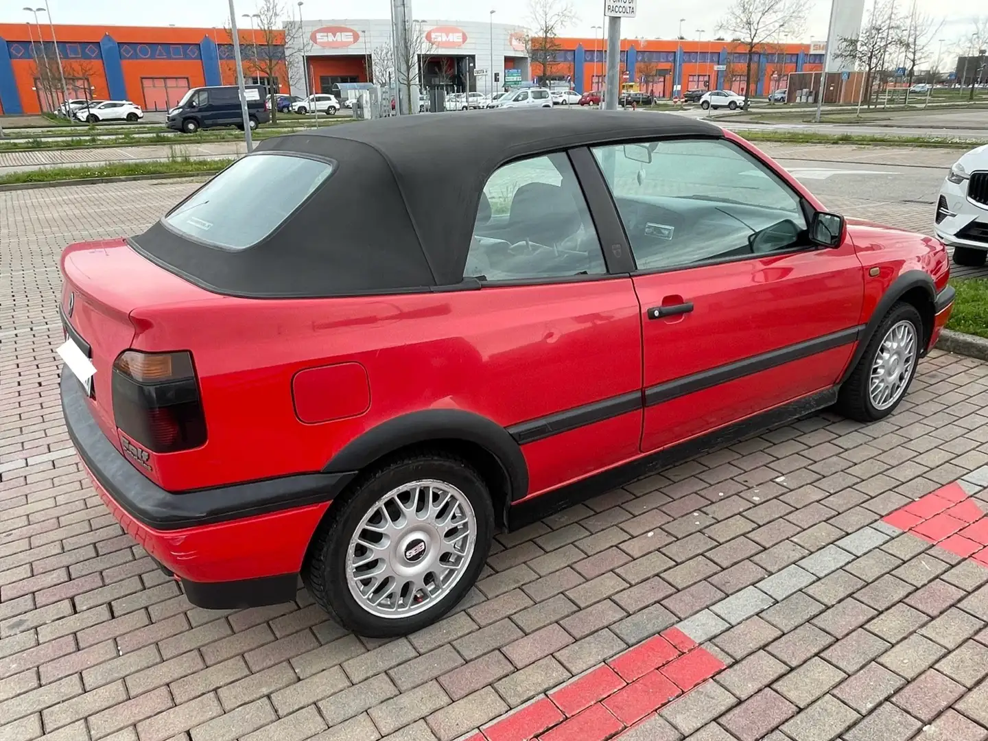 Volkswagen Golf Cabriolet Cabrio 1.6 Sport Rosso - 1