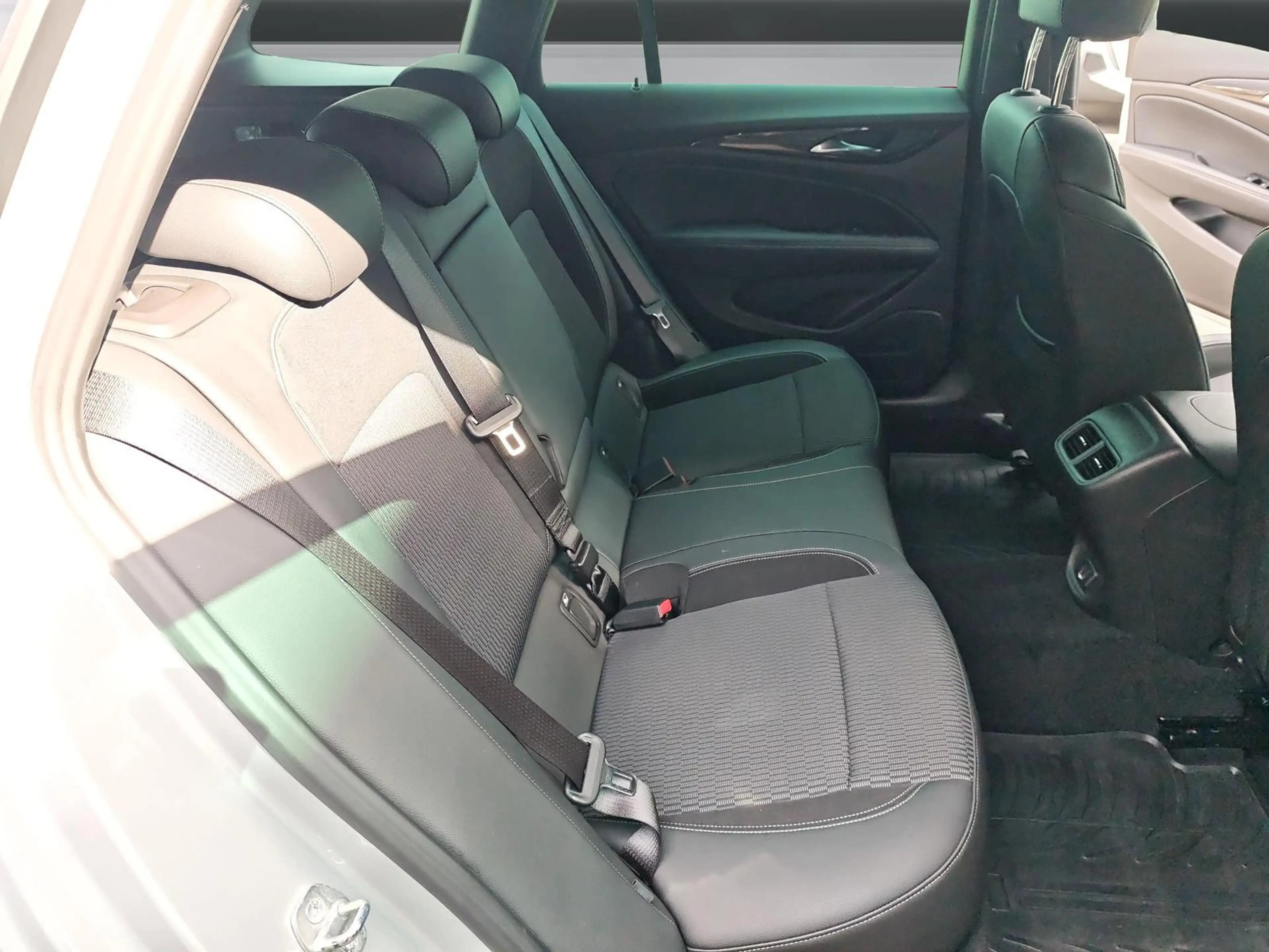 Opel Insignia Business Elegance Bose Android — photo 15
