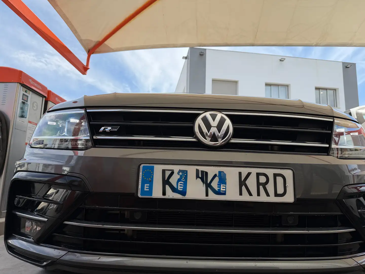 Volkswagen Tiguan Tiguan 2.0TDI BMT R-Line 4Motion 150 R-Line Gris - 2