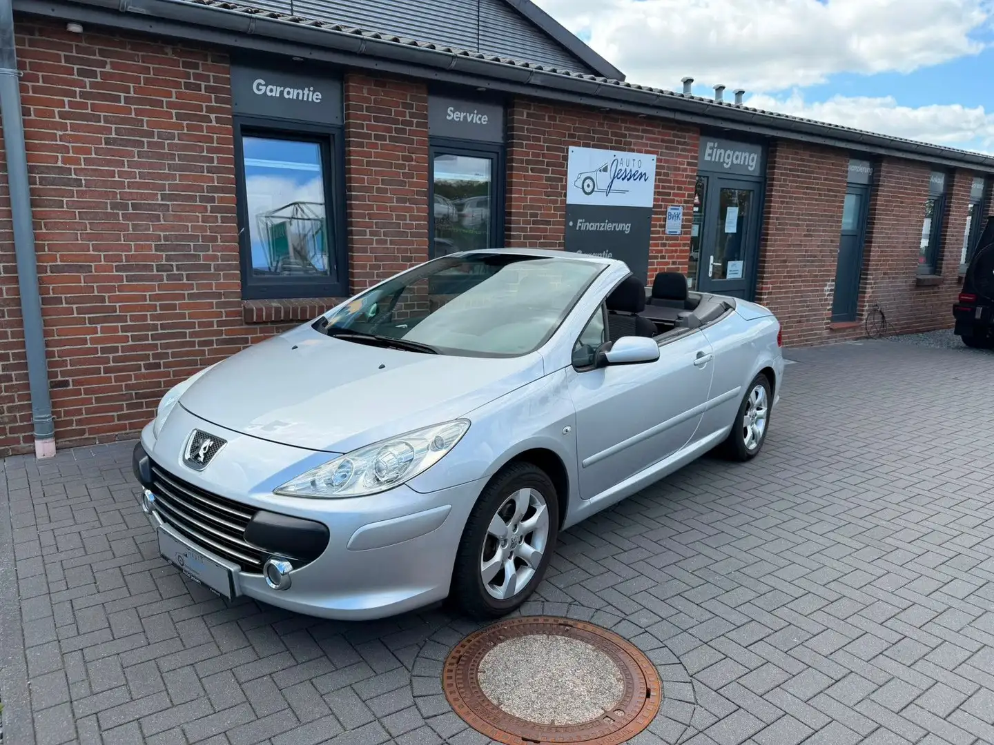 Peugeot 307 CC Cabrio-Coupe Filou Klimaaut./Windschott Grau - 2