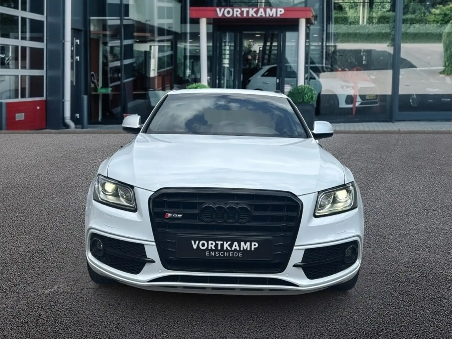 Audi SQ5 3.0 TDI QUATTRO TREKHAAK/CAMERA/NAVI/CRUISE/STOELV Wit - 2