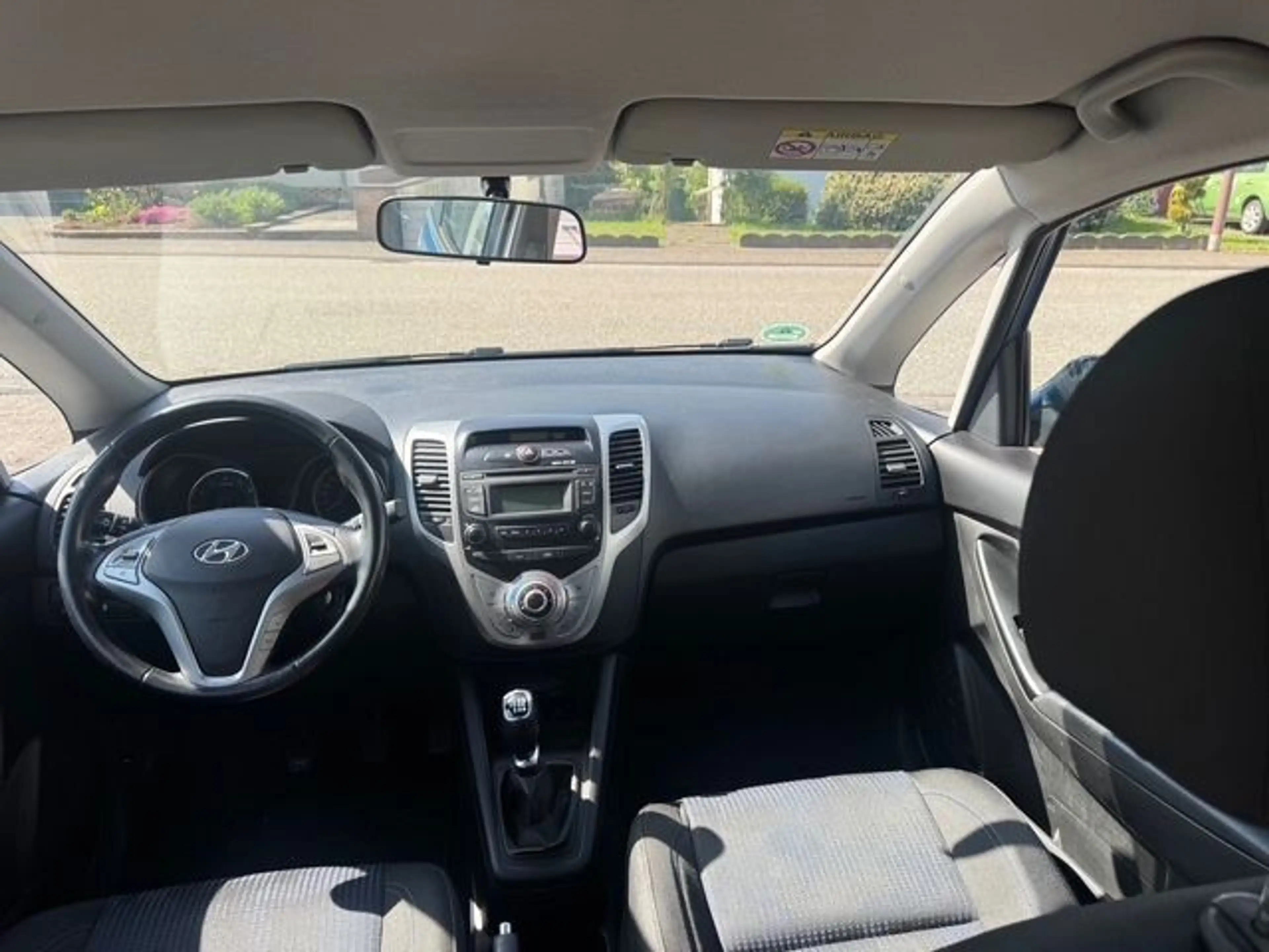 Hyundai iX20 Style — photo 8