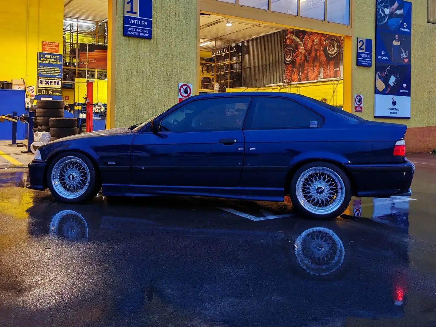 BMW 328 328i Coupe Europa Albastru - 1
