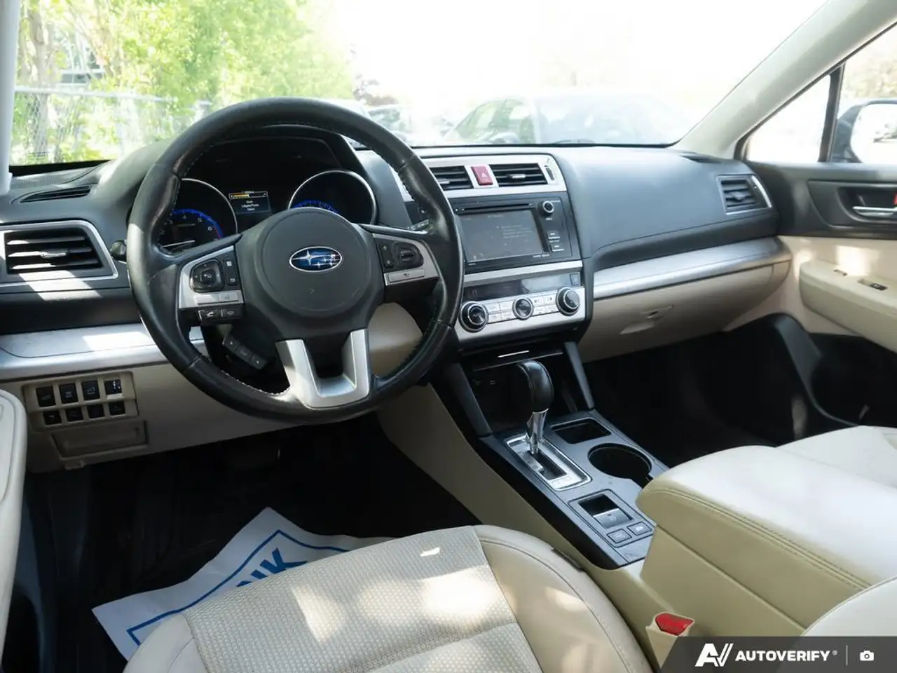 Subaru OUTBACK fotografie Subaru OUTBACK