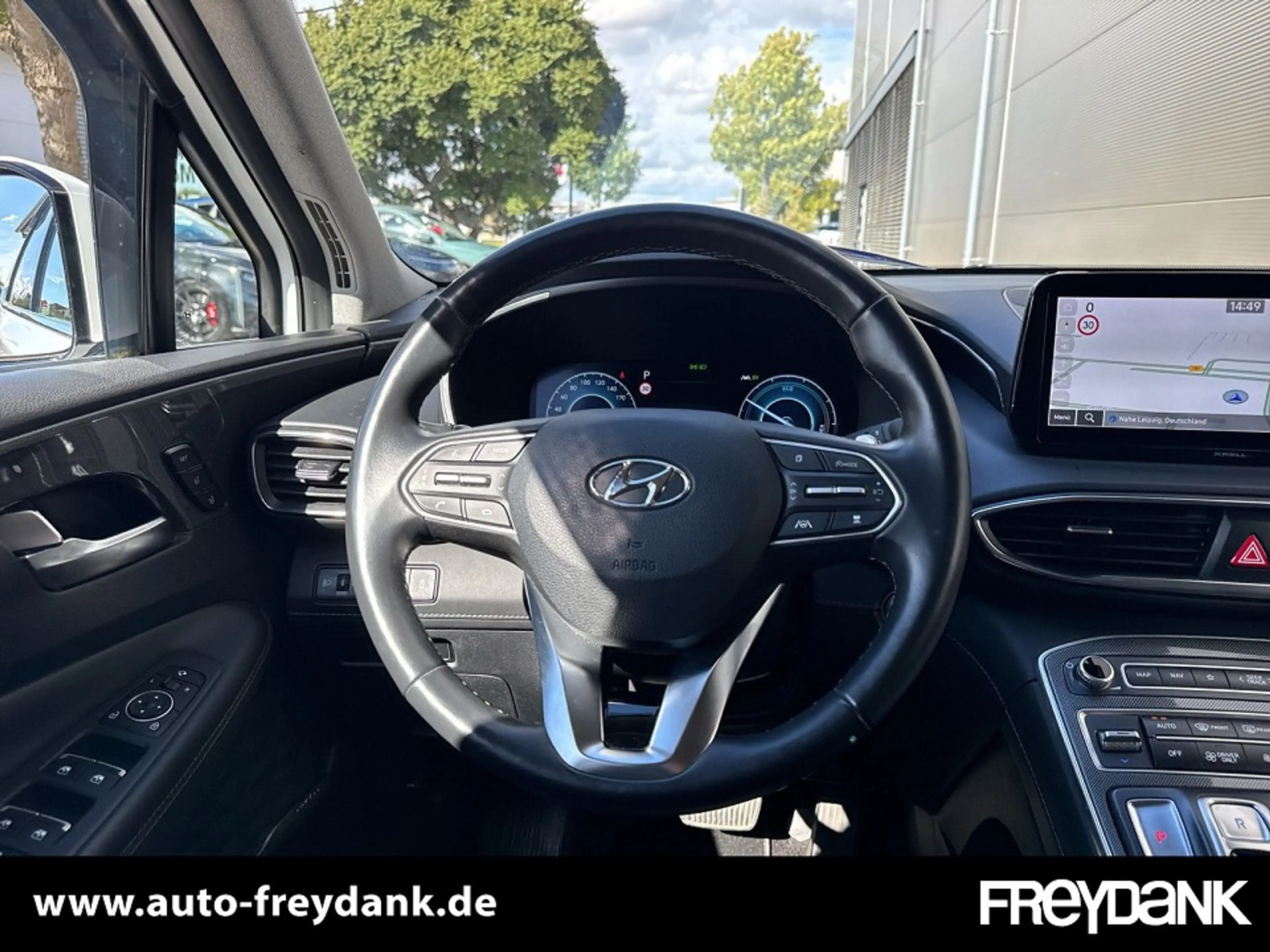 Hyundai SANTA FE HEV 1.6 T-GDi 4WD 6AT PRIME Panoramadach — photo 15