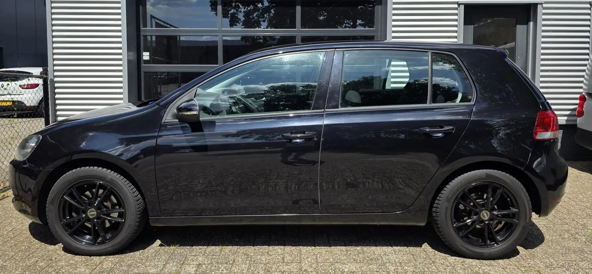Volkswagen Golf 1.6 Comfortline **5DRS-AIRCO-APK** Zwart - 2