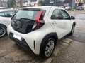 Toyota Aygo X 1.0 VVTI 72 CV Dynamic MY23 Weiß - thumbnail 3