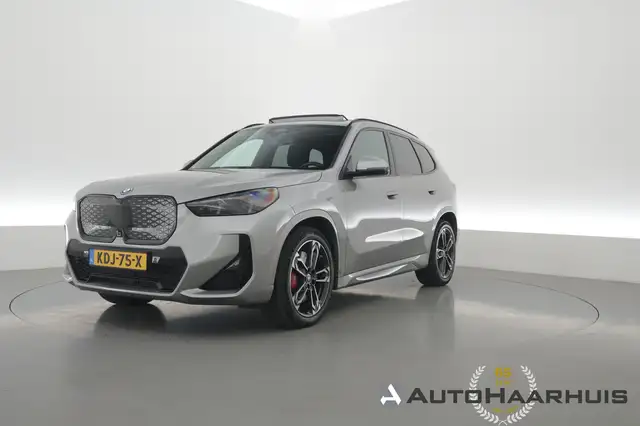 BMW iX1 eDrive20 67 kWh | Rijklaar! |SOH 100% | Rijklaar!