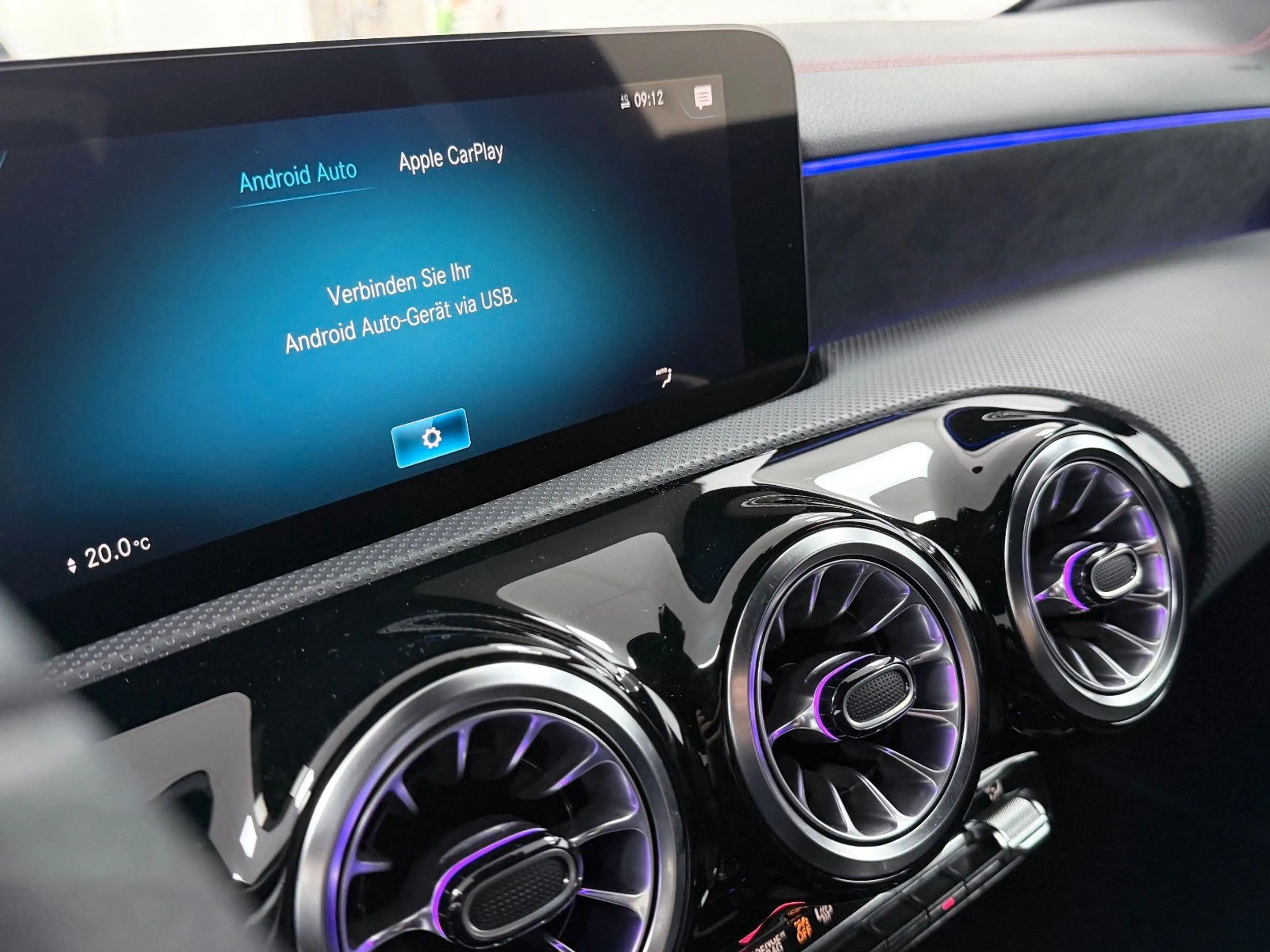 Mercedes-Benz CLA 250 e-AMG-DISTRO-360°KAM-LED-MBUX-NAVI — photo 35