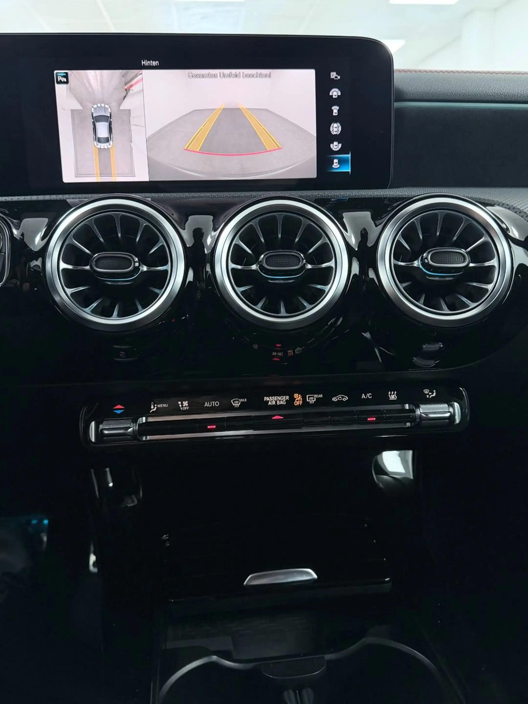 Mercedes-Benz CLA 250 e-AMG-DISTRO-360°KAM-LED-MBUX-NAVI — photo 24