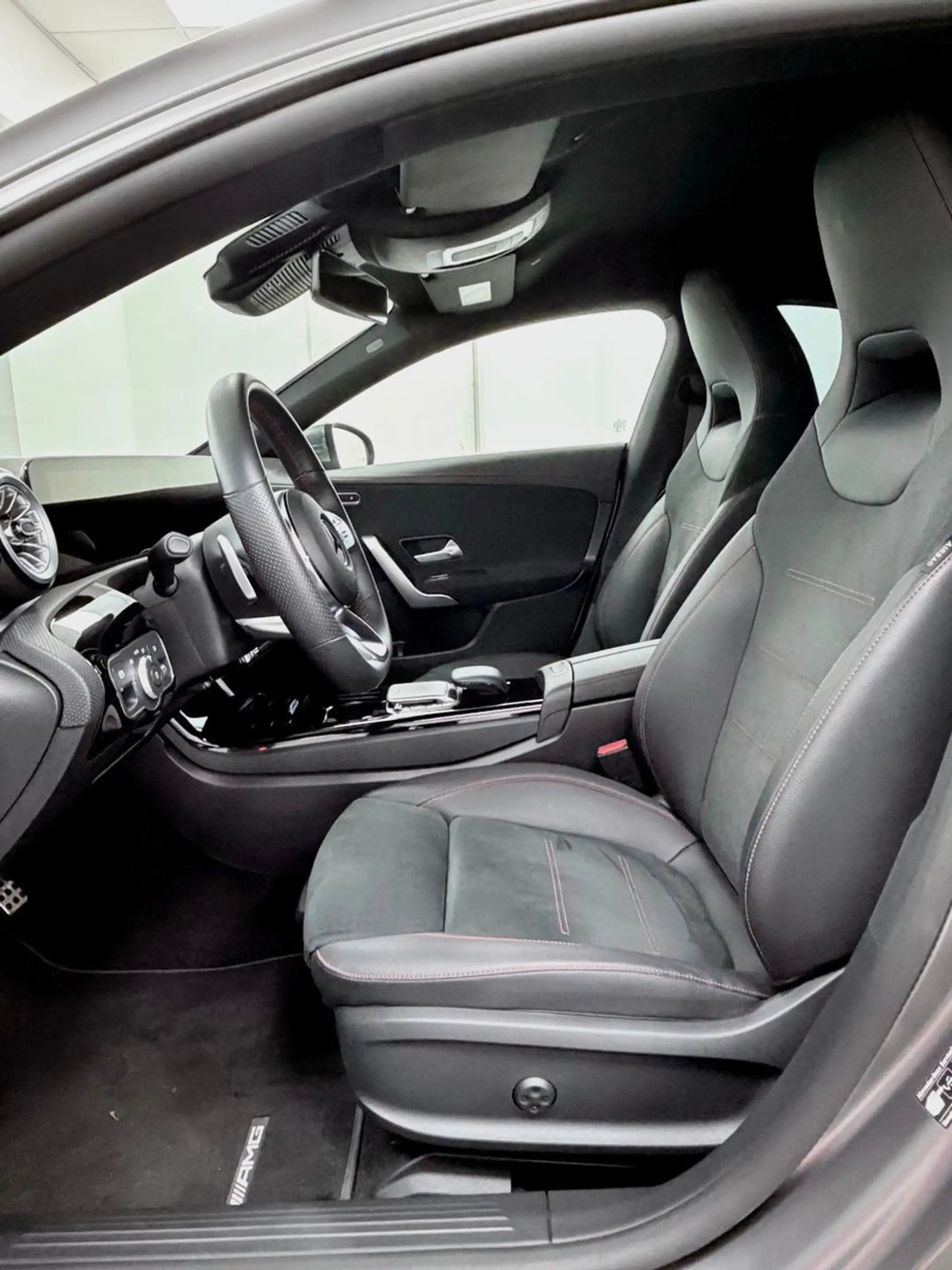 Mercedes-Benz CLA 250 e-AMG-DISTRO-360°KAM-LED-MBUX-NAVI — photo 14
