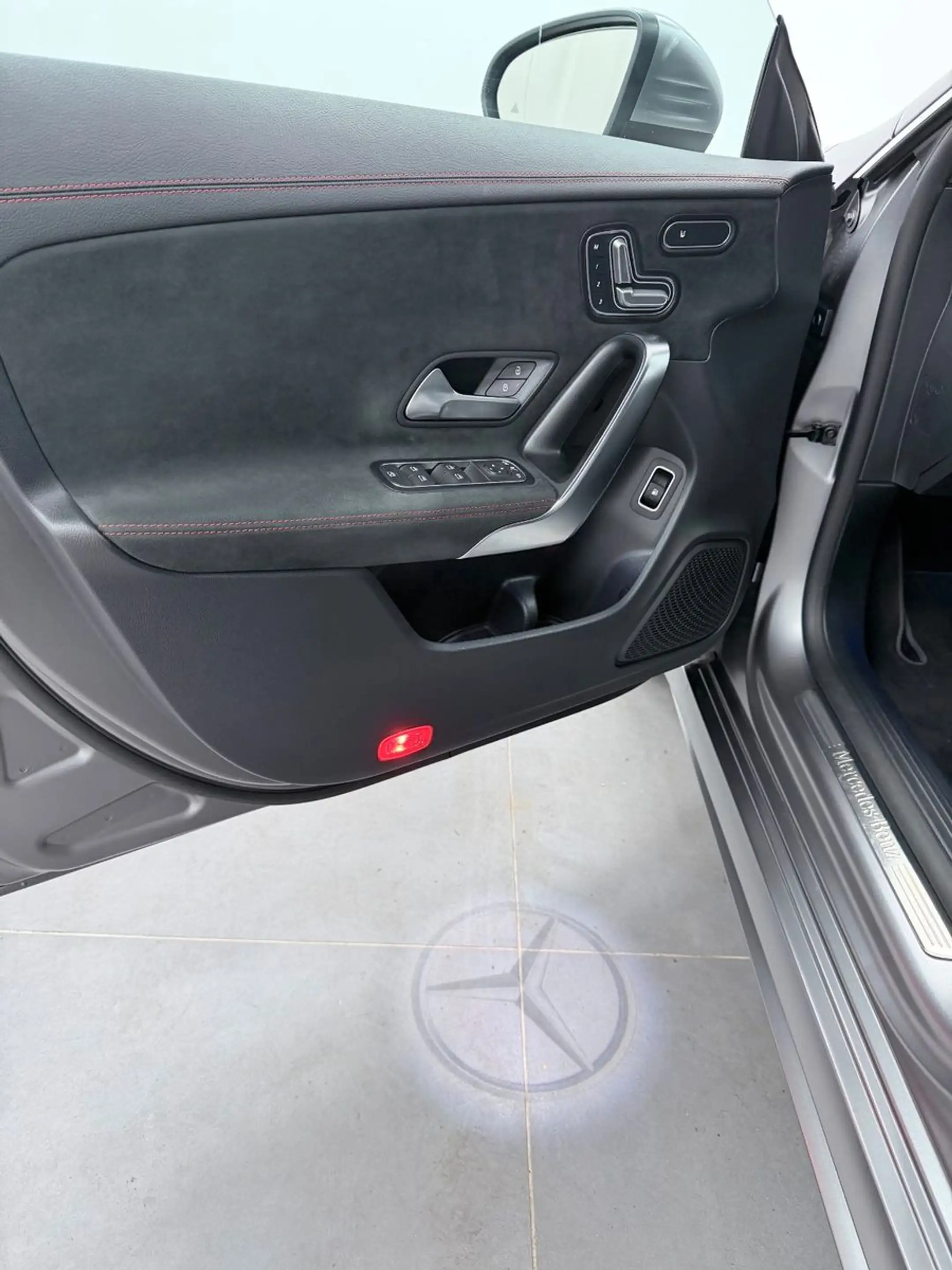 Mercedes-Benz CLA 250 e-AMG-DISTRO-360°KAM-LED-MBUX-NAVI — photo 37