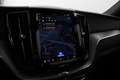 Volvo XC60 2.0 T6 Plug-in hybrid AWD Plus Black Edition Noir - thumbnail 25