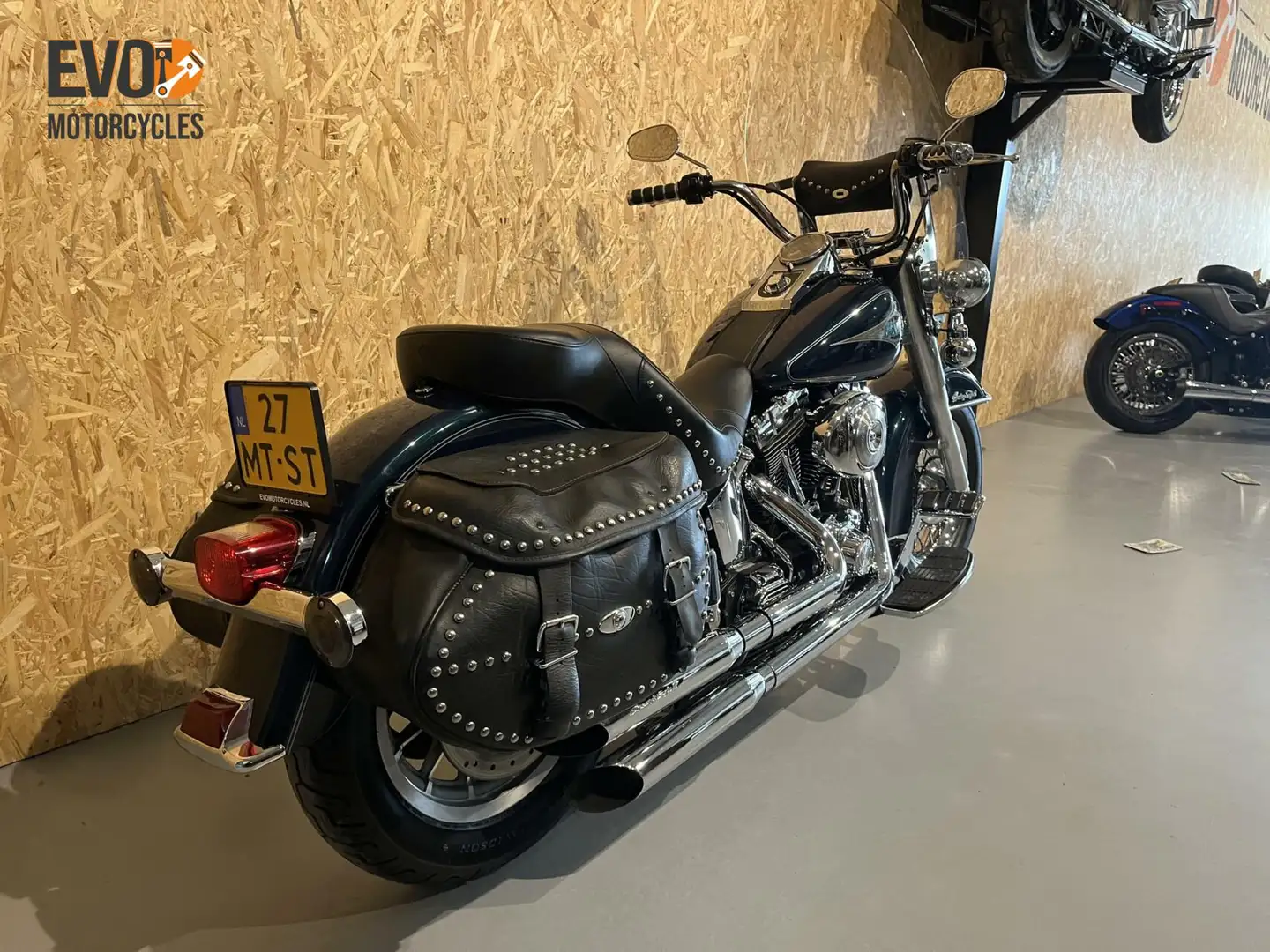 Harley-Davidson Heritage 88 FLSTCI Classic - 2