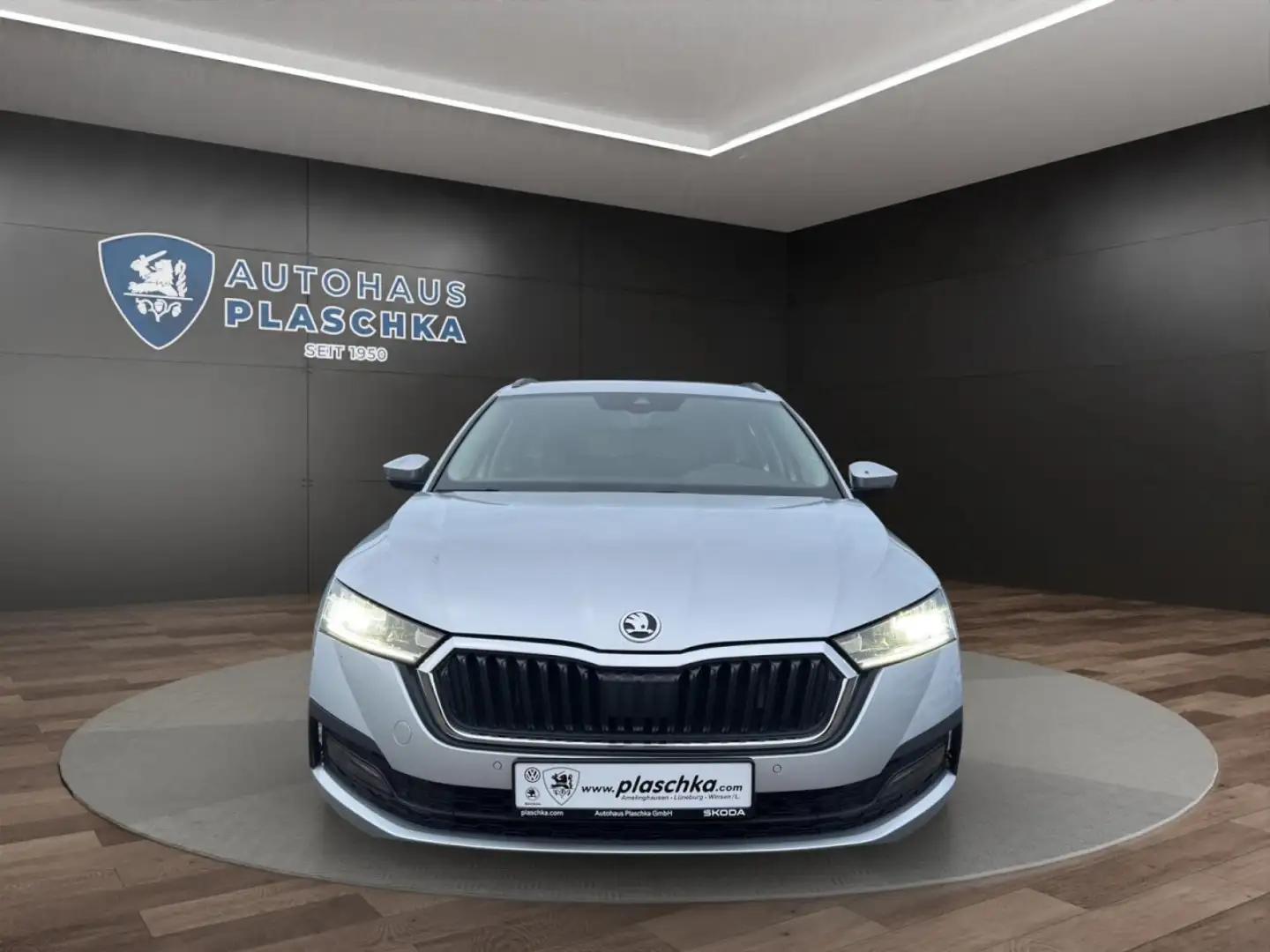 Skoda Octavia C. 2.0 TDI DSG Ambition NAVI*PDC*AHK Klima Navi Silber - 2