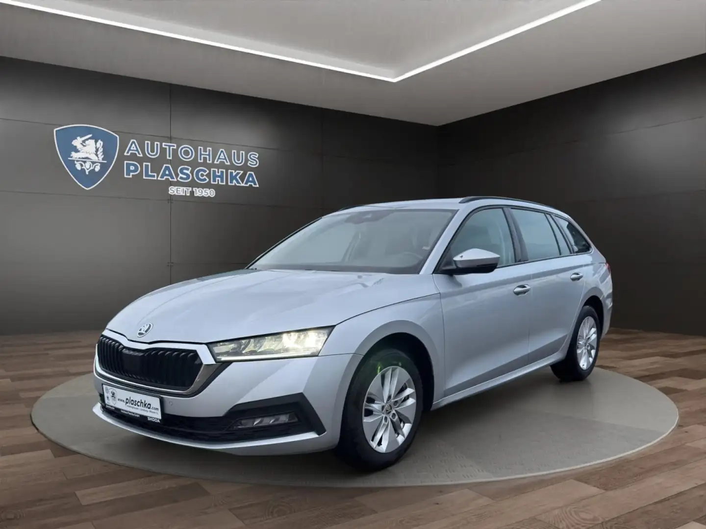 Skoda Octavia C. 2.0 TDI DSG Ambition NAVI*PDC*AHK Klima Navi Silber - 1