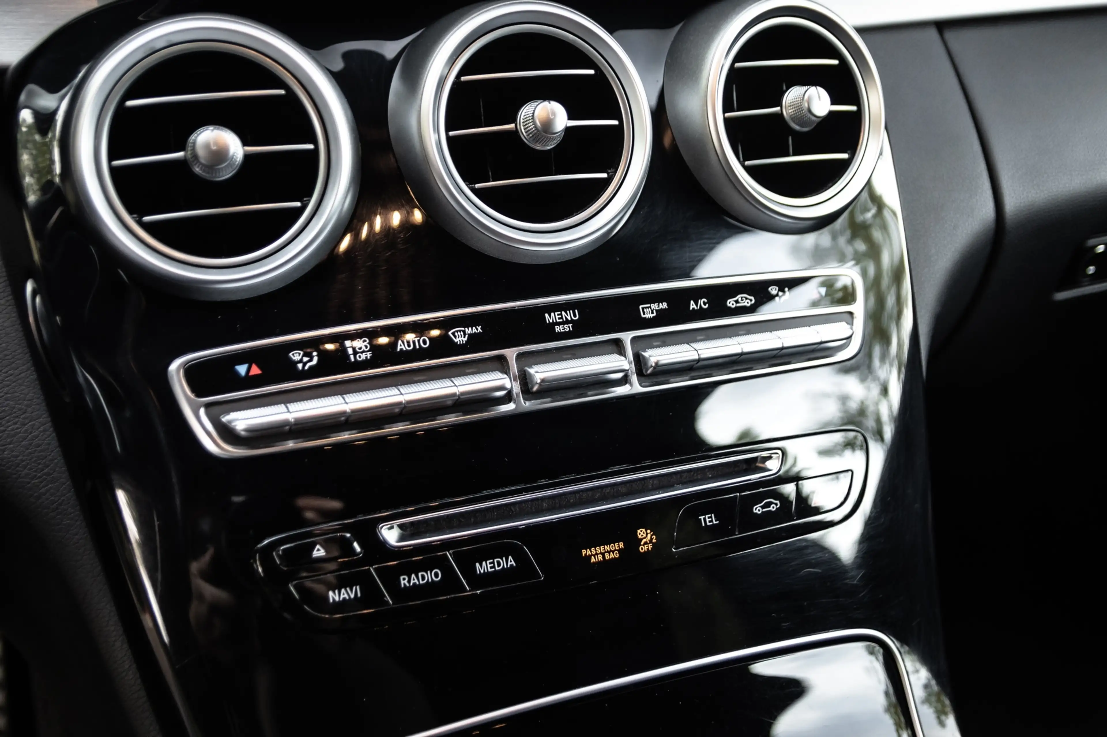 Mercedes-Benz C 220 Estate CDI Prestige — photo 12