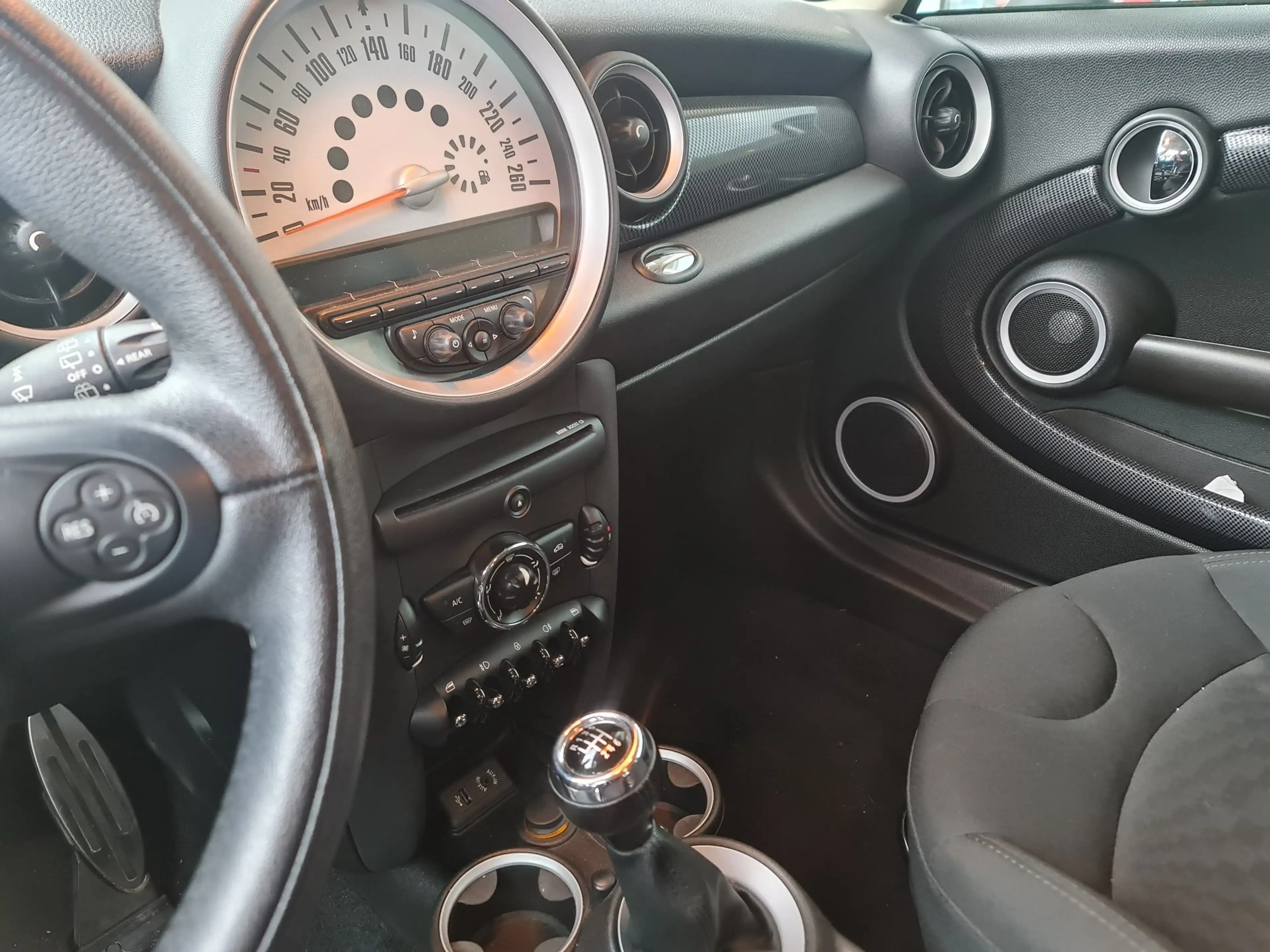 MINI Cooper SD Clubman Cooper SD Soho Harman Kardon *nur 98 TKM**2.Hd* — photo 3
