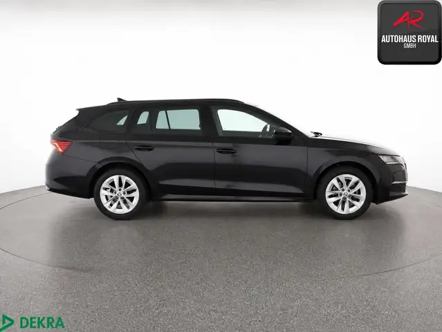 Skoda Octavia view 6