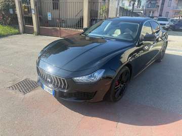 Ghibli 3.0 V6 bt Nerissimo Q4 430cv auto my18