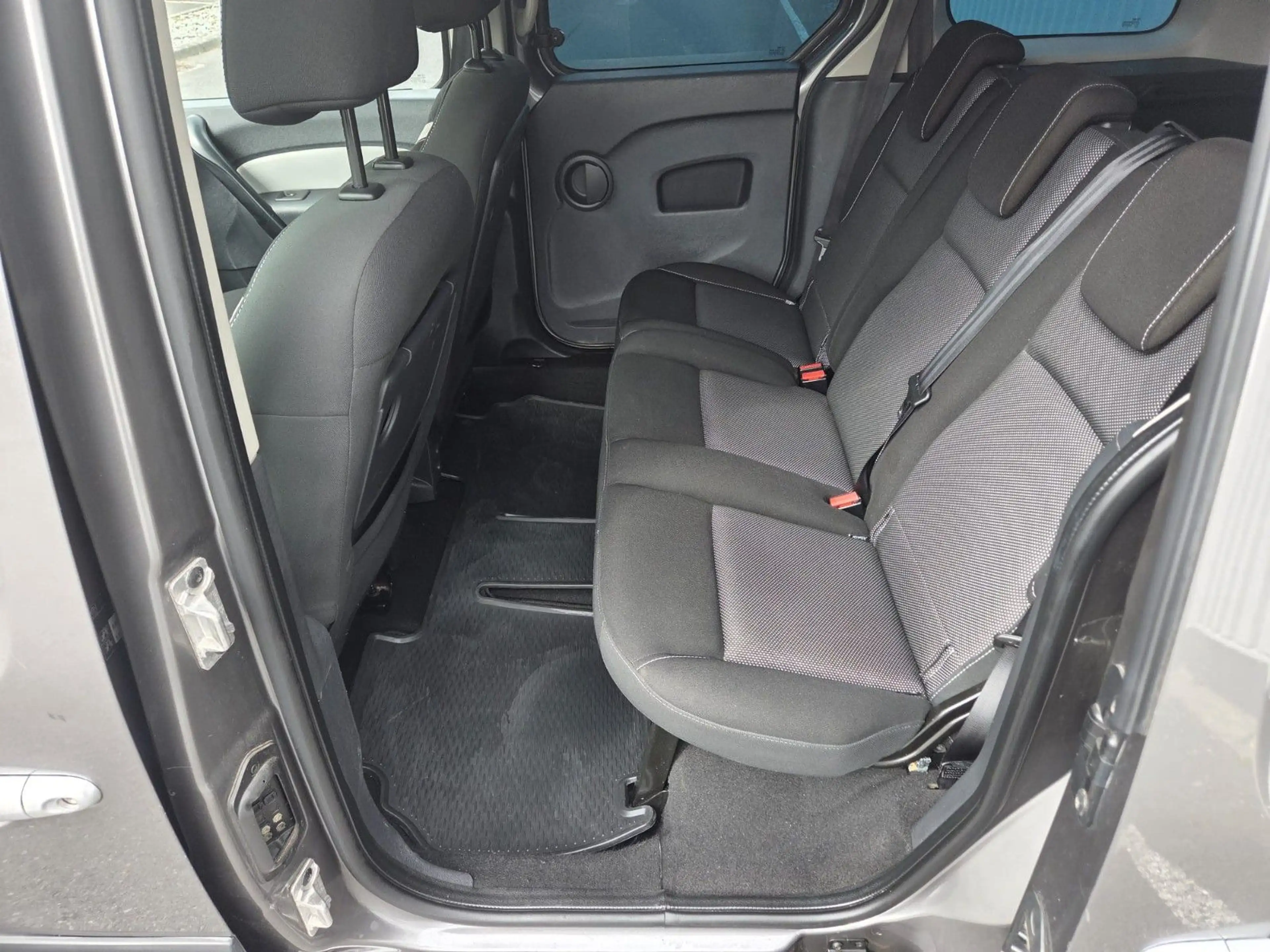 Renault Kangoo Limited sehr gepflegt Steuerkette NEU — photo 12