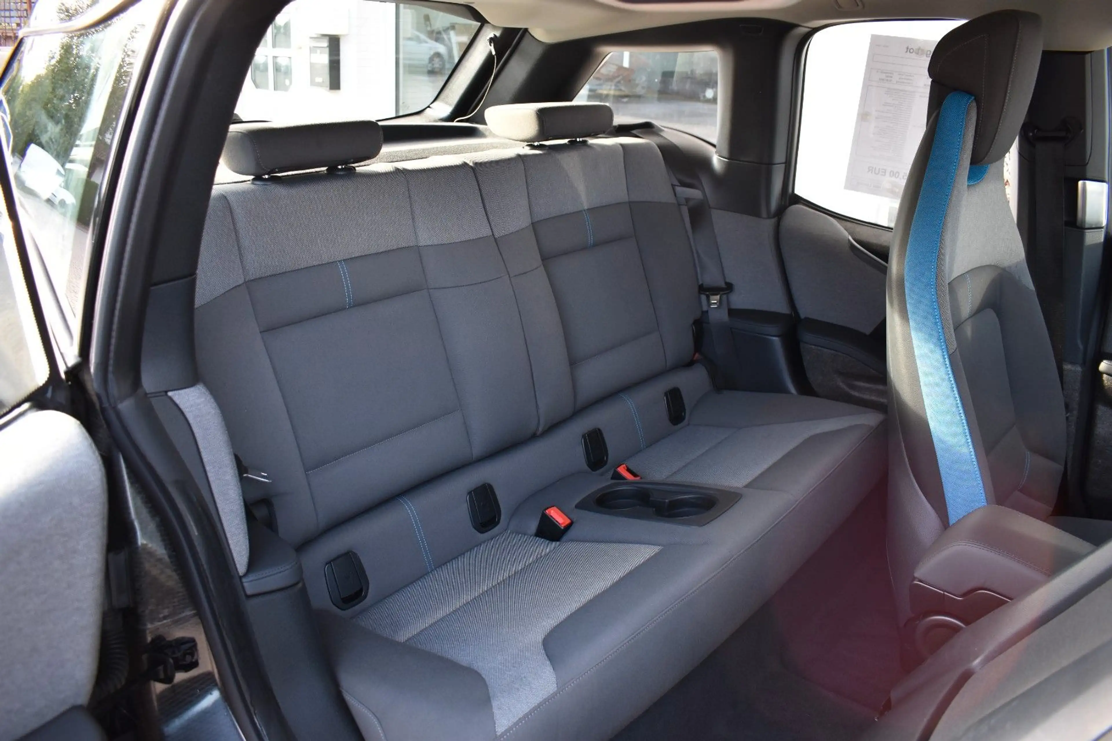 BMW i3 (120 Ah) Navi Kamera Sitzhzg Klimaaut. — photo 14
