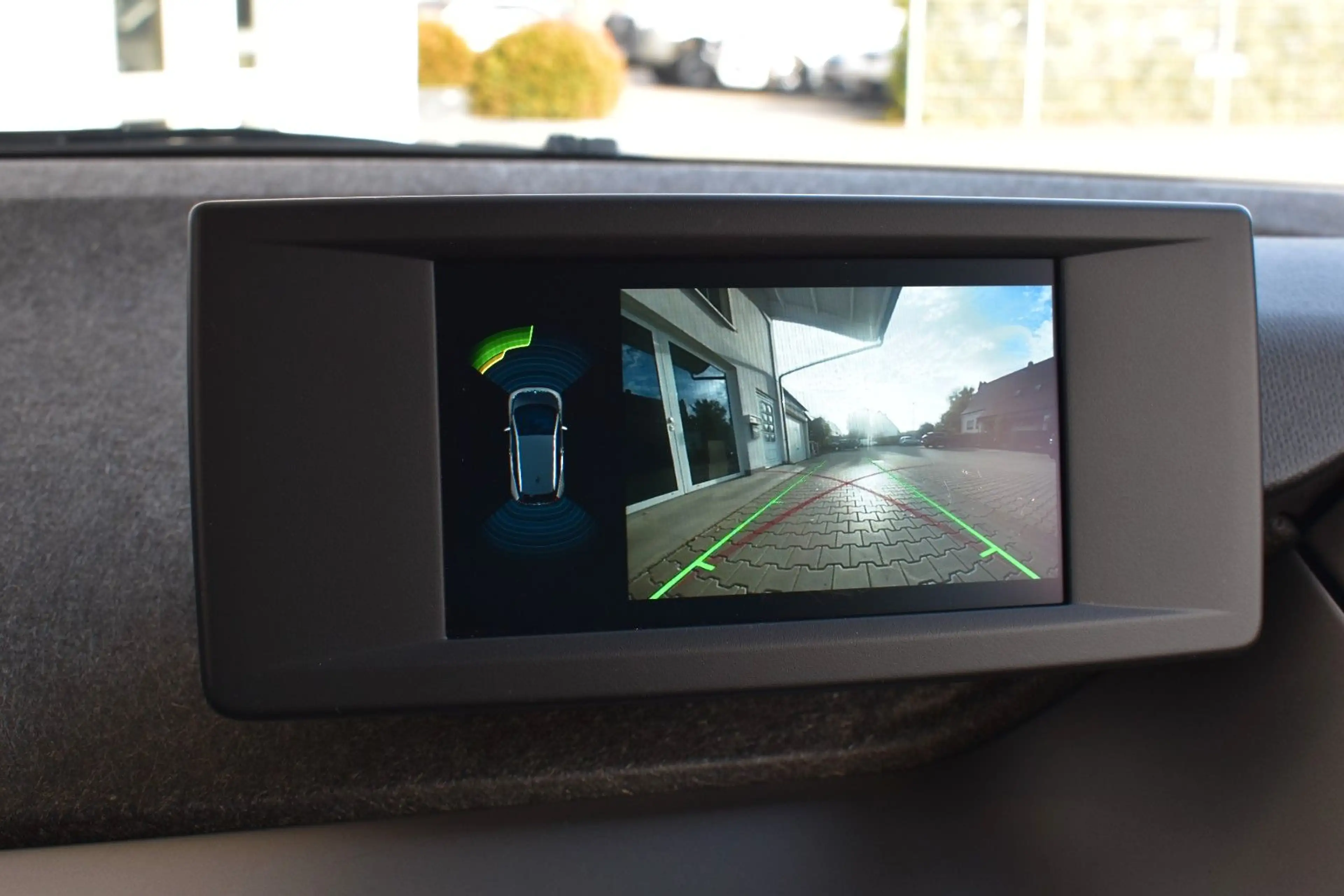 BMW i3 (120 Ah) Navi Kamera Sitzhzg Klimaaut. — photo 20