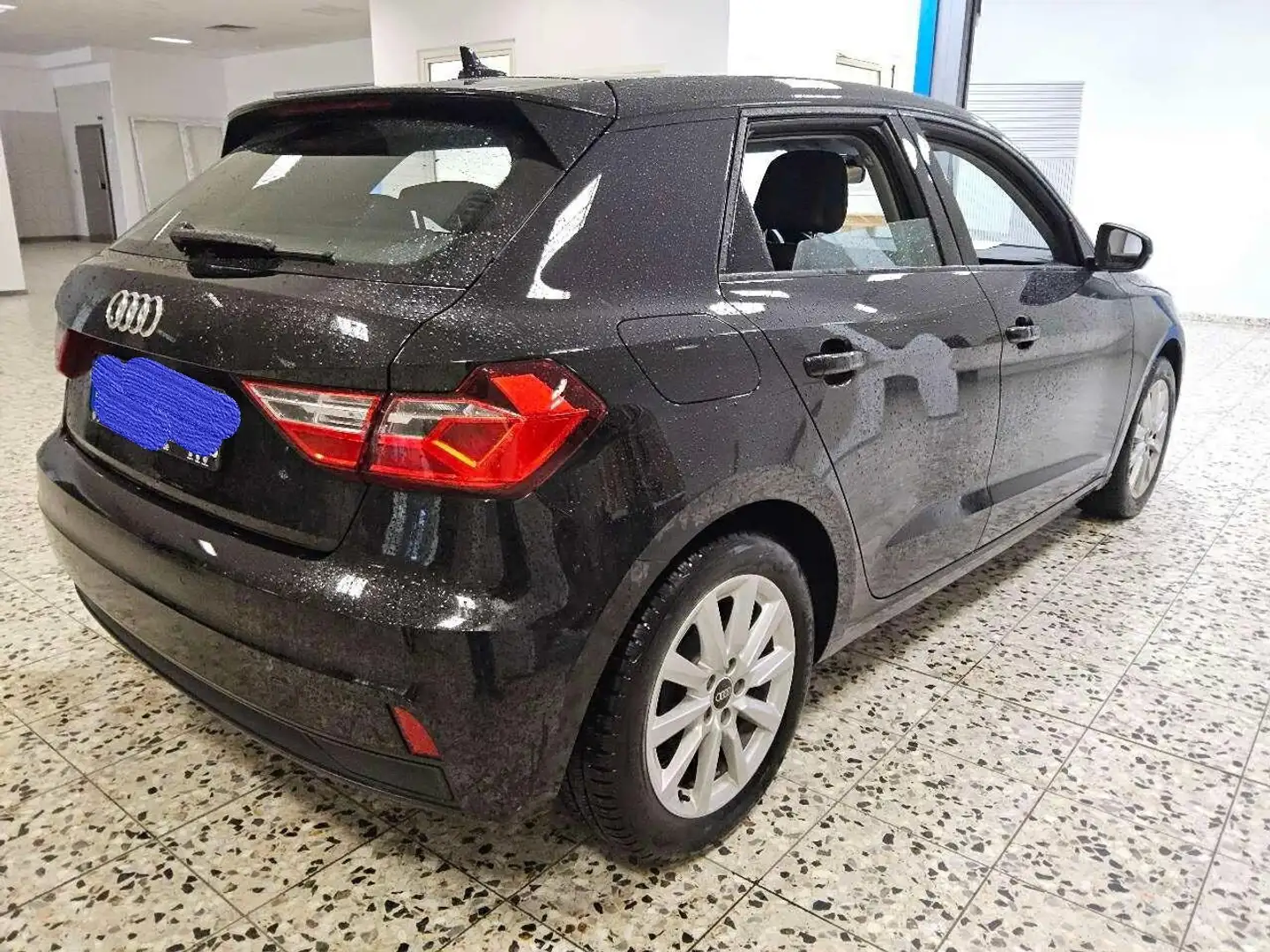 Audi A1 Sportback 25 TFSI Klima Navi Einparkhilfe Schwarz - 2