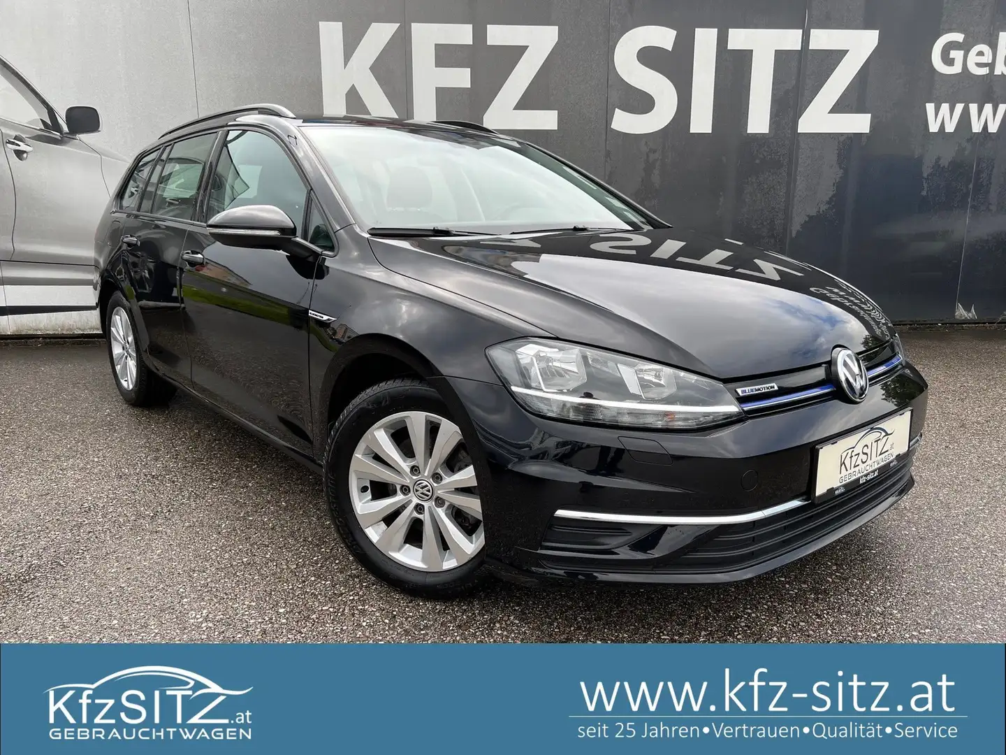 Volkswagen Golf Variant Comfortl. BlueMotion 1,5 TSI ACT Schwarz - 1