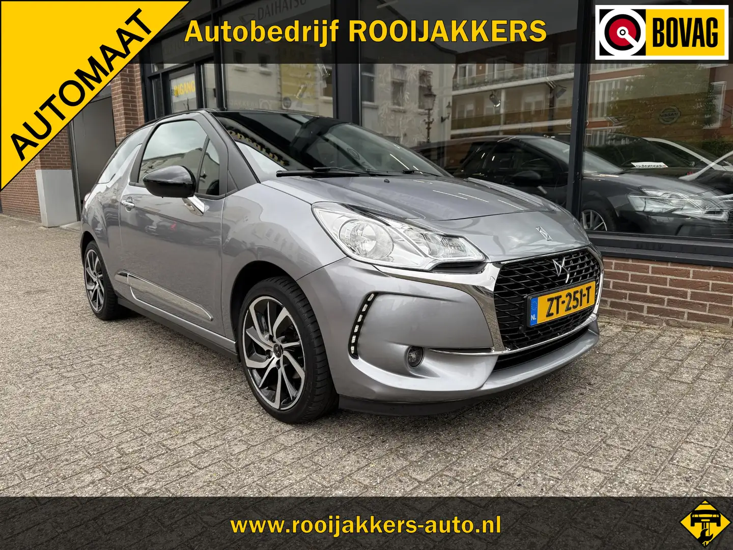 DS Automobiles DS 3 1.2 PureTech Connected Chic Gris - 1