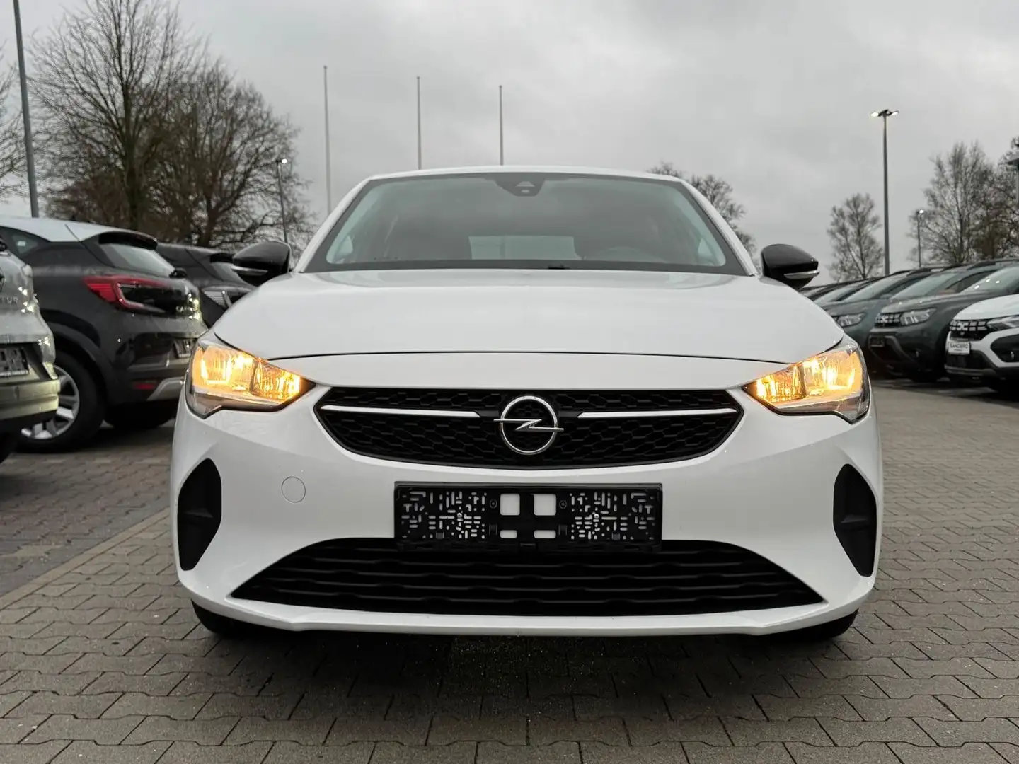 Opel Corsa 1.2 Edition+ 75 PS Wit - 2