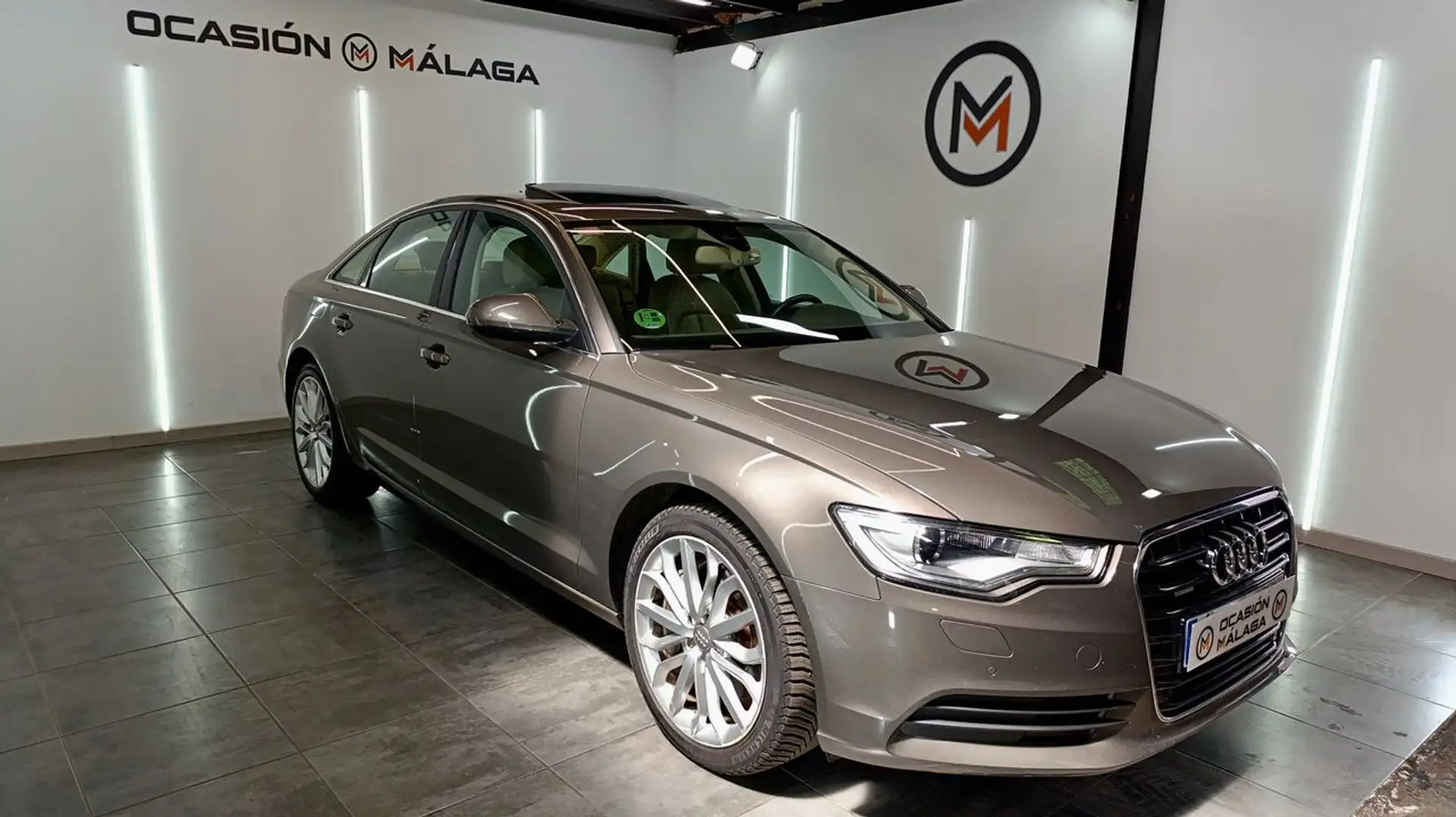 Audi A6 Avant 3.0TFSI quattro S-Tronic Grau - 2