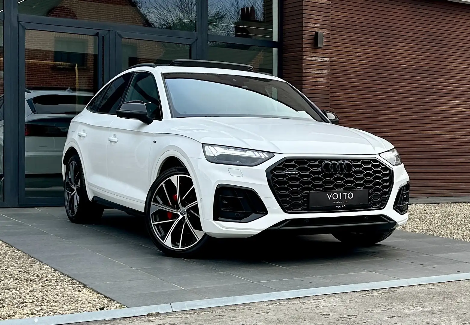 Audi Q5 55TFSIe Sportback quattro S-LINE COMP/PANO/360/AIR Blanc - 1