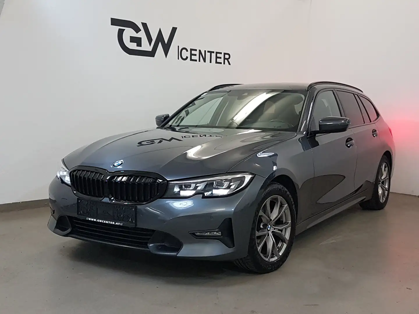 BMW 320 d xDrive Sport Line Grau - 2