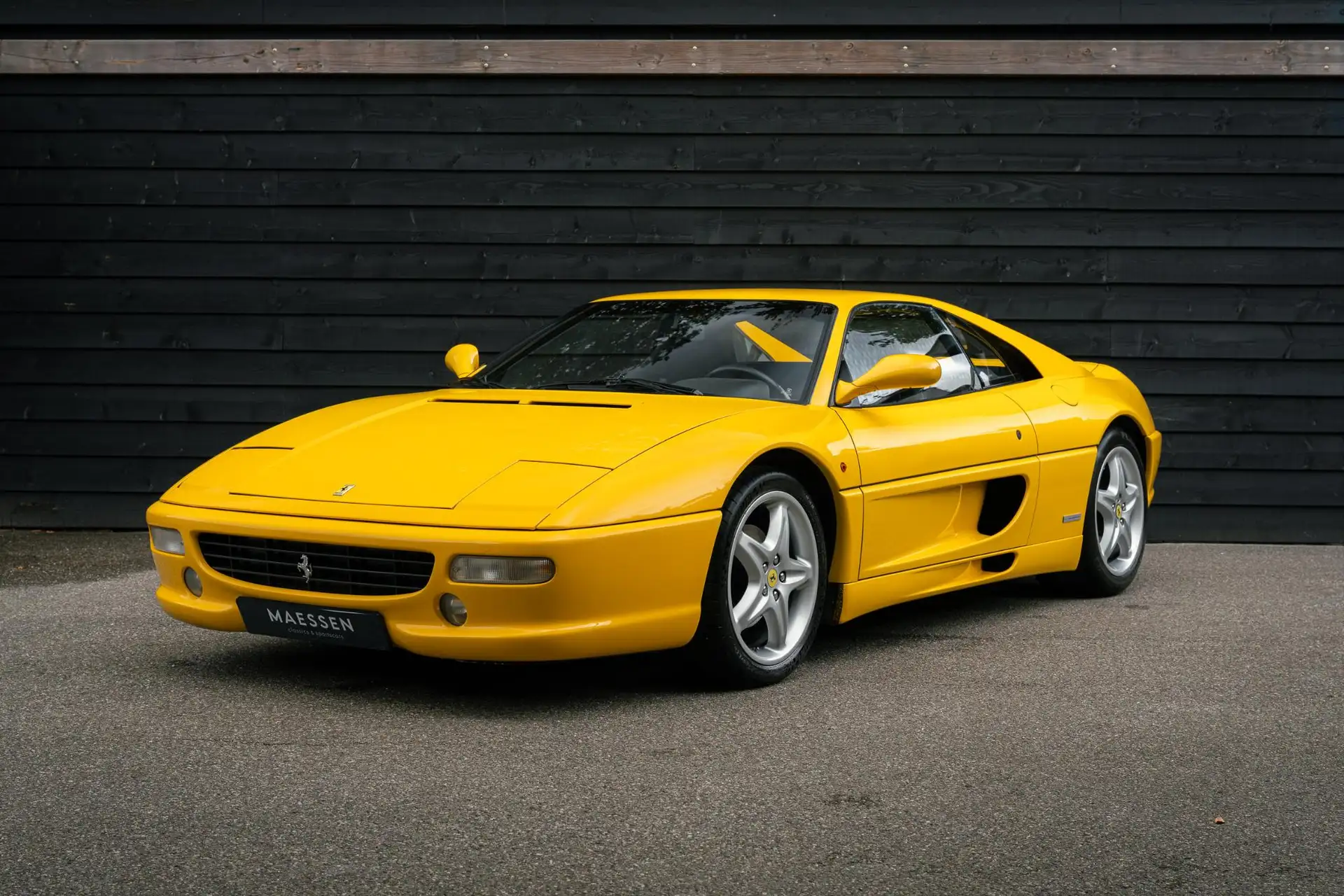 페라리 F355 1995 노랑 사진 1