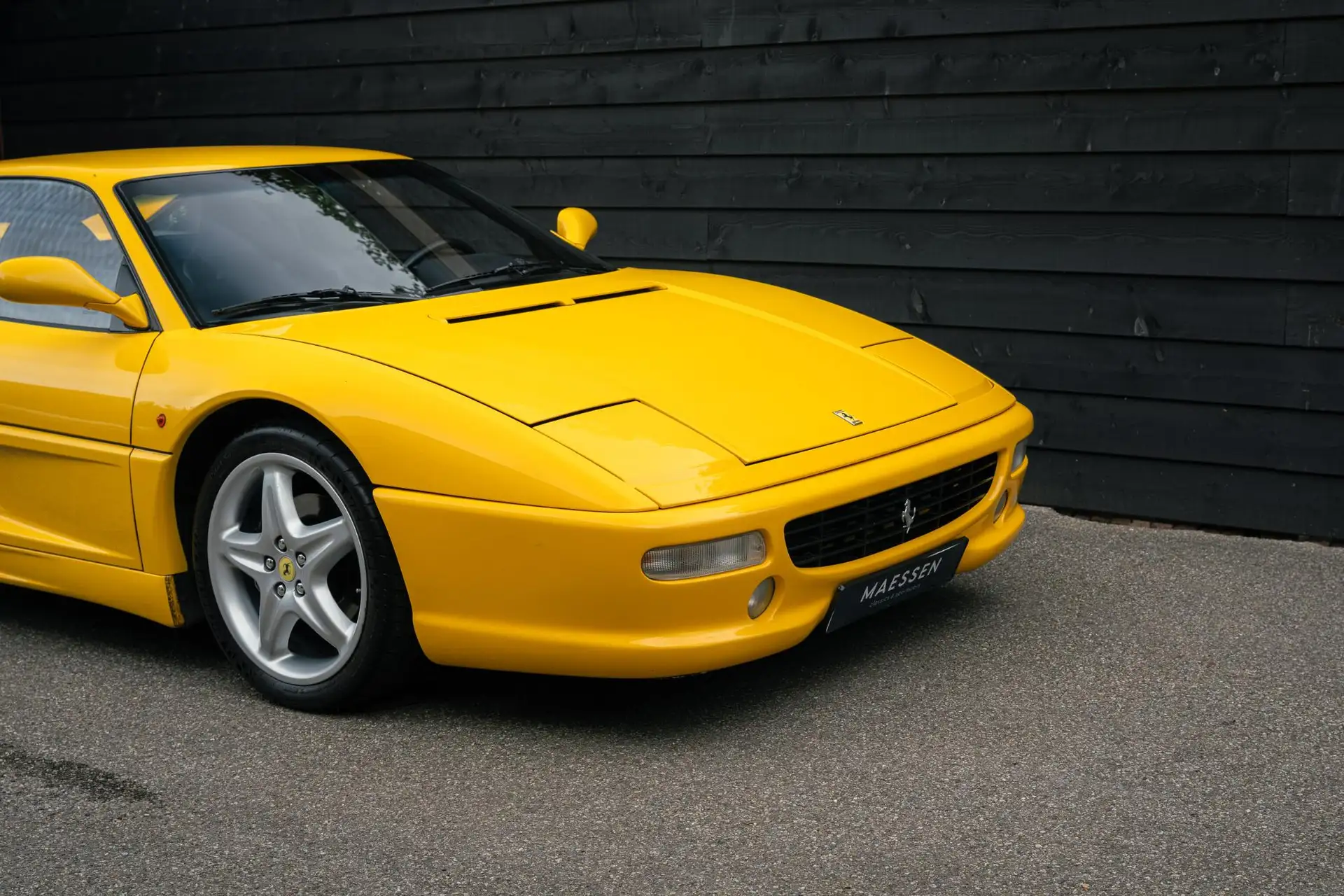 페라리 F355 1995 노랑 사진 7