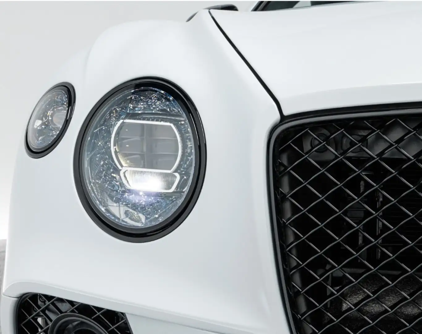 Bentley Continental GT V8 Beyaz - 2