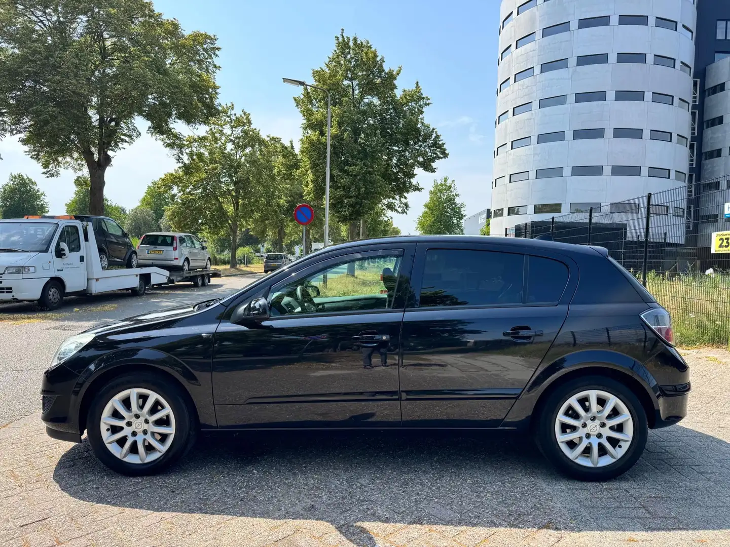 Opel Astra 1.6 Temptation|IJSKOUD AIRCO|LAGE KM MET NAP|TOP O Black - 2