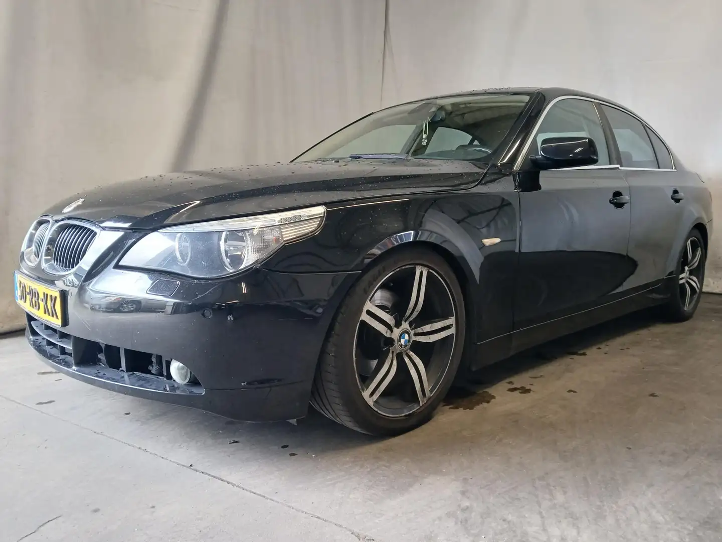 BMW 525 5-serie 525i Executive - Rechter Zijschade - Roest Zwart - 2