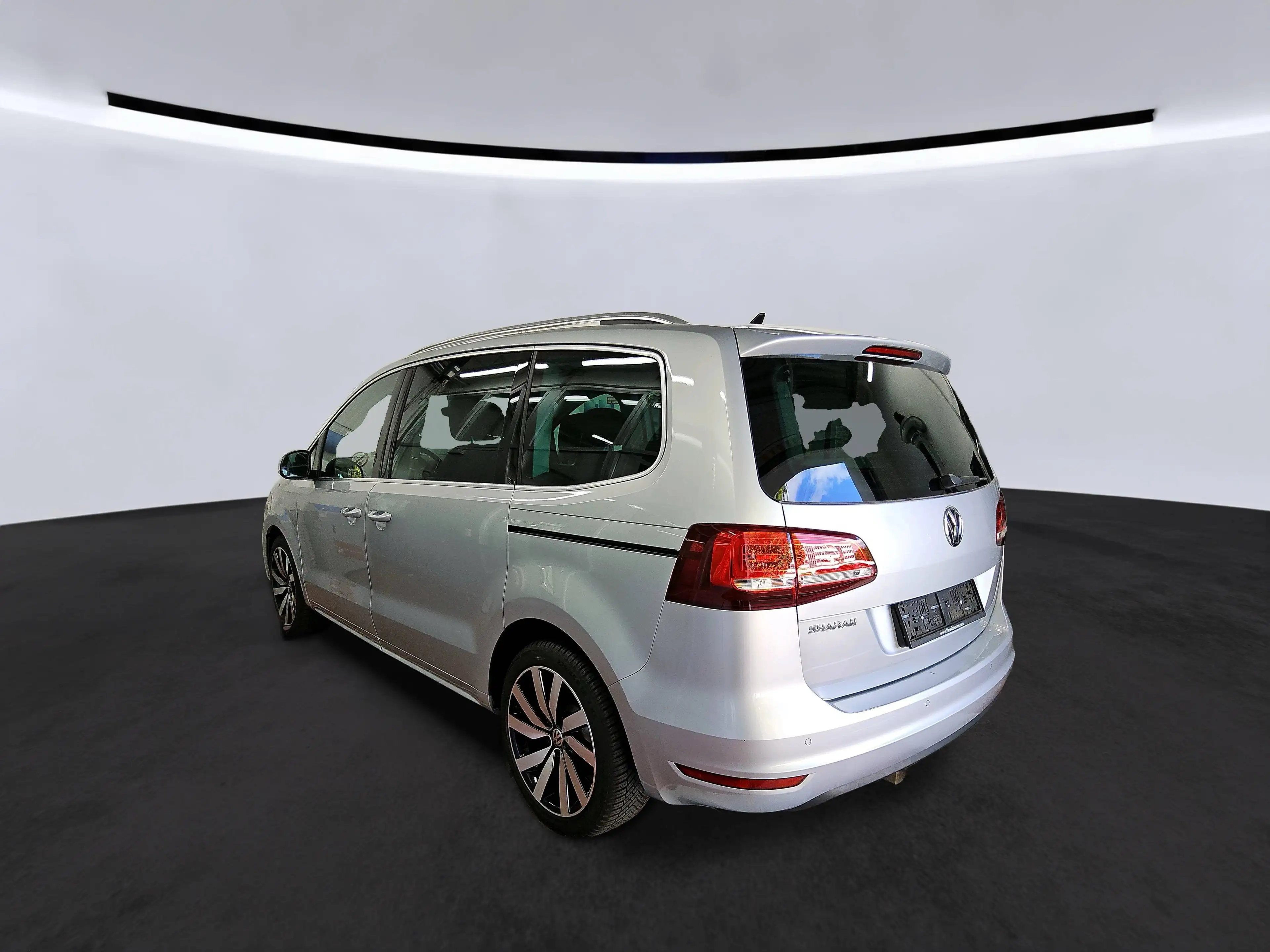 Volkswagen Sharan 1.4 TSI DSG Highline **nur 10.000 km ** PANORAMA*18Zoll*7-SITZ* — photo 3